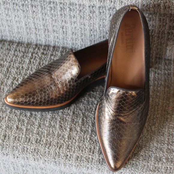 NWOT Pertini slip-on loafer shoes. - Picture 3 of 8